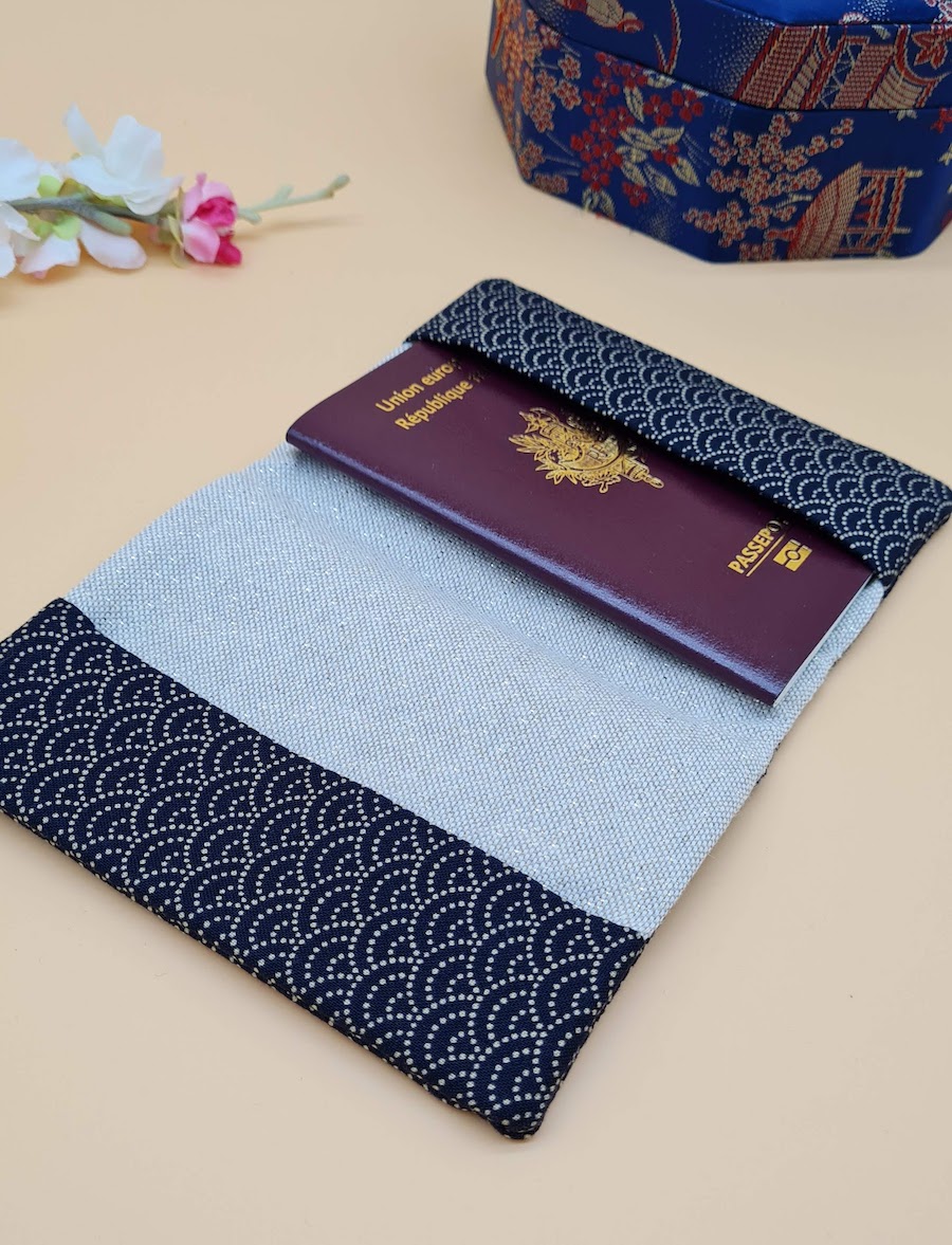 Étui Passeport Cuir PU Motif Fleurs Japonaises - Avec Fentes Pour Cartes, 14.7x9.8 Cm, Protection Voyage - 11
